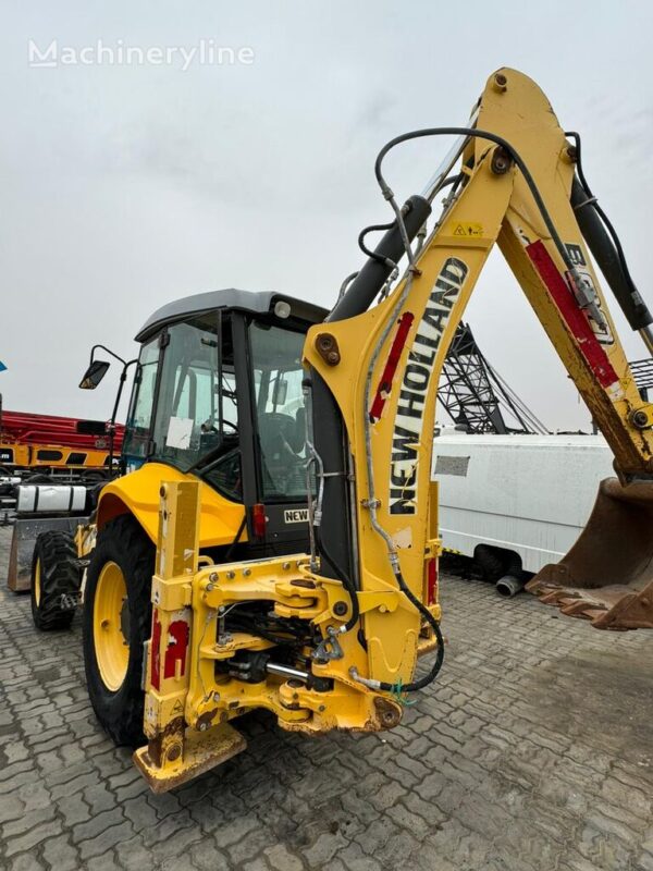 New Holland B90 backhoe loader - Image 2